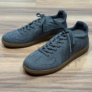 Rothy’s The RS01 Sneaker in Dark Gray Size 10.5